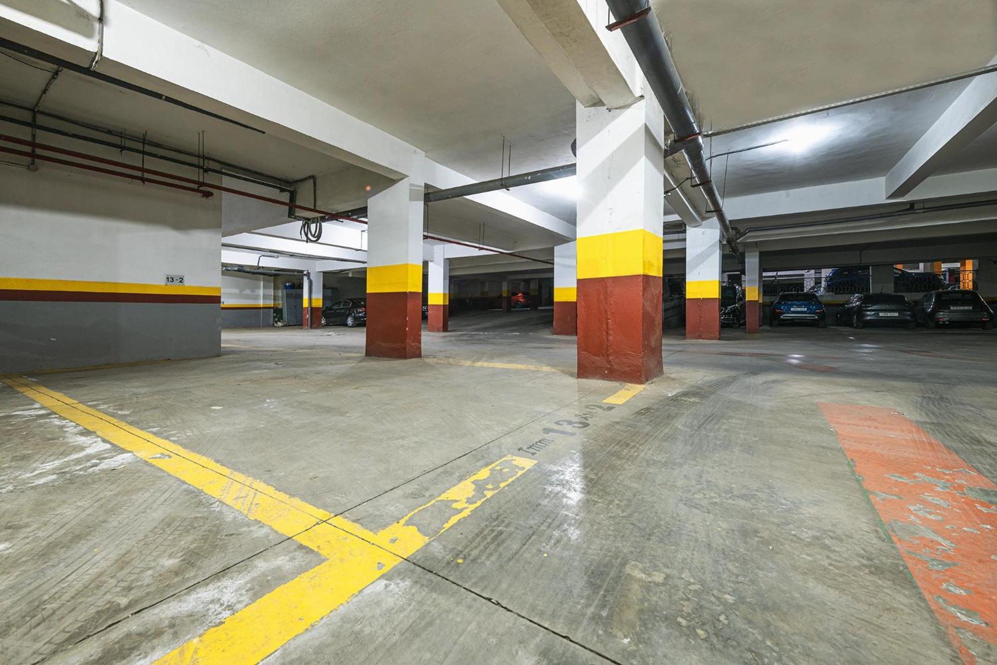 Bien Equipe Au Centre Garage Prive Et Climatiseur Fibre 5g Marrakesh